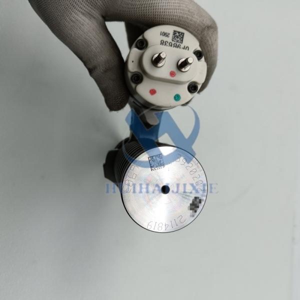 Injecteur de carburant commun de chemin de fer 392-0202 pour moteur Caterpillar 3516B 3512B 3920202 Pièces d'excavatrice
