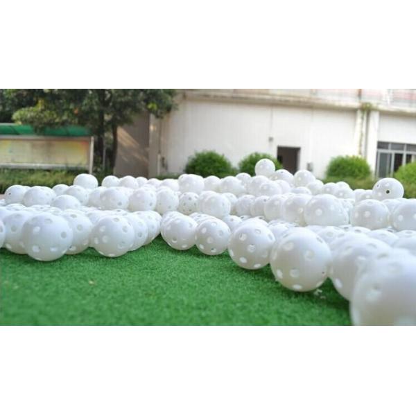 hollow practice golf ball ， hole hole plastic golf ball ， golf ball , golf balls ,  golf practice ball