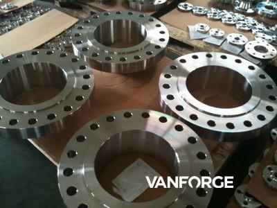 ASTM A182 ASME B16.5 150LBS forged SS blind flange High Precision Anti Corrosion
