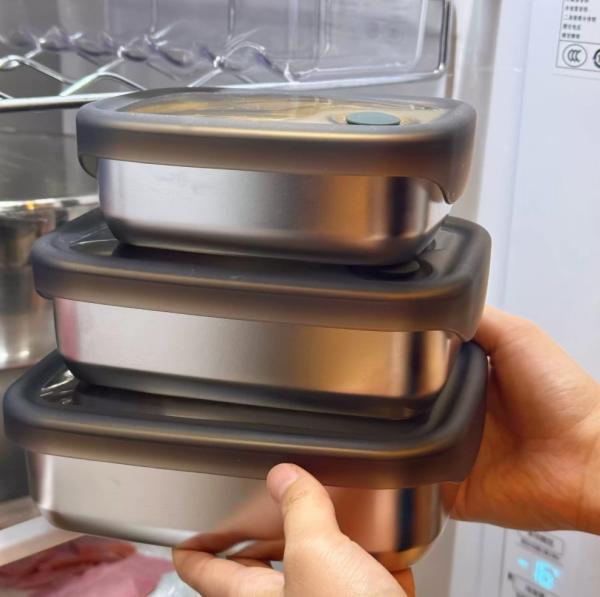 IKOO Stainless Steel Food Storage Container with Silicone Lid