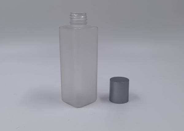Bouteilles cosmétiques en plastique de estampillage chaudes de toner avec le couvercle 150ml en métal