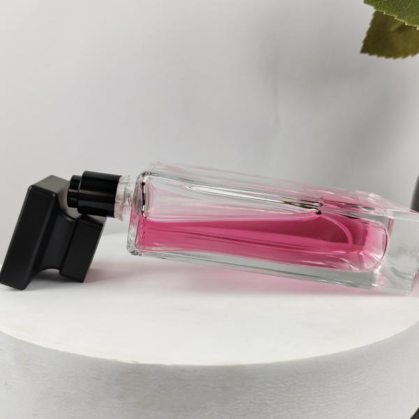 Бутылка с парфюмерным спреем из 30 мл трапециевого стекла с экологически чистым стеклянным корпусом и превосходным корпусом