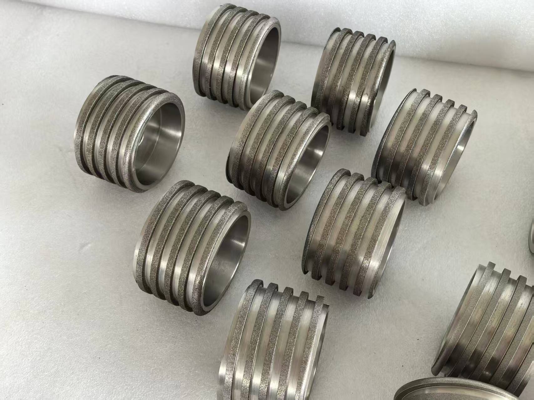 Wear Resistant Helical Shape 80x54x16mm Electroplated CBN Grinding Wheel For Sharpening Scissors