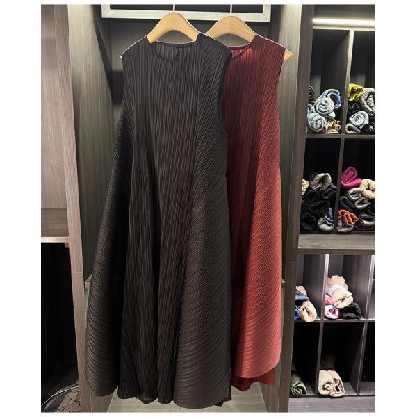 High Quality Summer New Casual Mid-Length Knee-Length Skirt Pure Color Neck Sleeveless Pleated Versatile Loose Version Chiffon