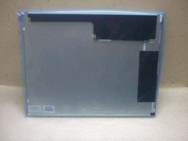 15	LCM	1024×768RGB   ² de 350cd/m   LQ150X1LG82	Exposição afiada de TFT LCD