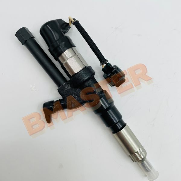 Densoo Injector 095000-0810 Fuel Injector For K13C 700 Series Diesel Engine With 6 Months Warranty