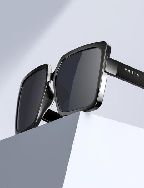 2022 HOT SELL OVERSIZED SQUARE WOMAN SUNGLASSES 76032 PLASTIC GREY LENS COLOR NON POLARIZED
