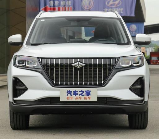 Fast And Affordable Gasoline SUV BAIC X5 Five Doors Five/Seven Seats 156 Horsepower