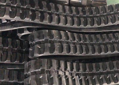 Pitch 72mm Rubber Excavator Tracks ,  light Weight Replacement Rubber Tracks