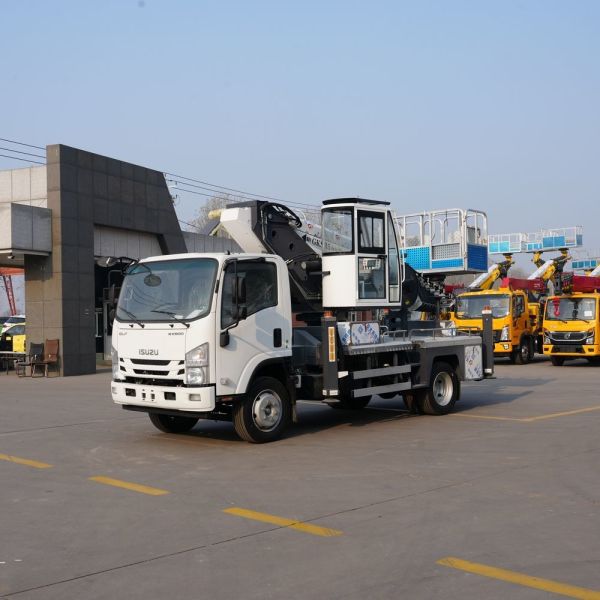 Isuzu 28m Aerial Work Platform High-Altitude Working High Platform Operation Truck