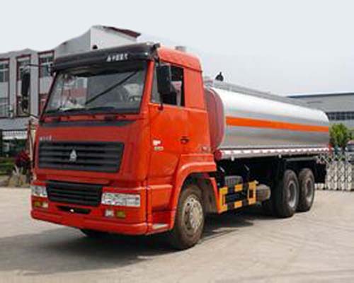 тележка топливозаправщика HP 290 16-20 CBM евро 2 6X4 LHD химическая для газа/масла