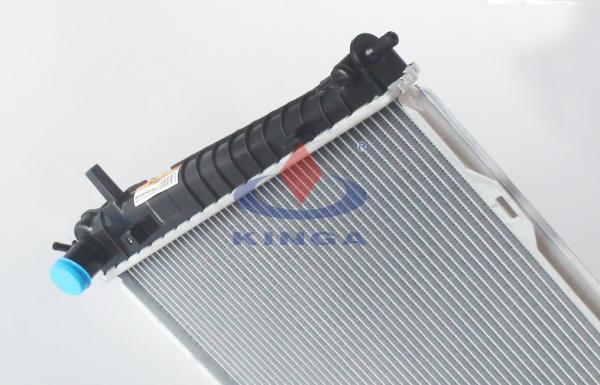 Aluminum Automotive 2004 Hyundai TUCSON Radiator With Tank Plastic , 16mm Thickness