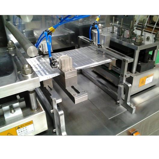 Three Toothbrush Blister Packing Machine Pneumatic With PLC Control
