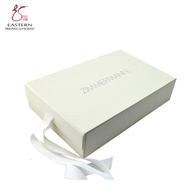 Ribbon Decoration White Paperboard Box With Hinged Lid For Clothing