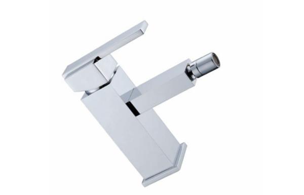 Brass Chrome Single Hole Bathroom Sink Faucet / Single Lever Deck Mounted Brass Bidet Taps