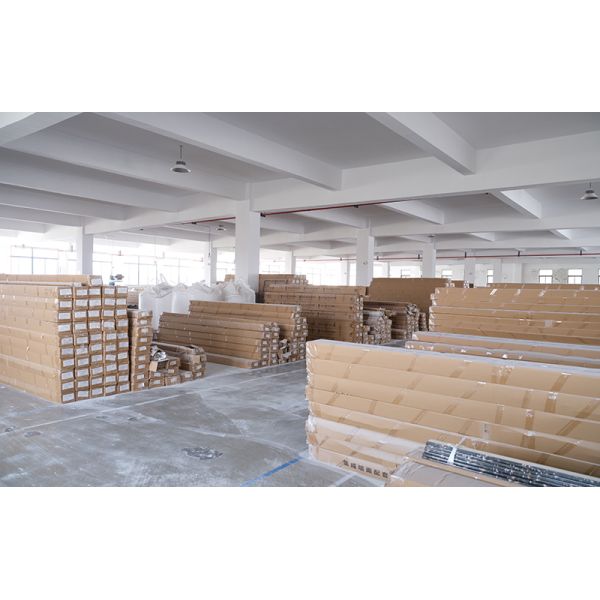 160*22mm Waterproof Indoor WPC Wall Panel Lamainated Surface Treatment
