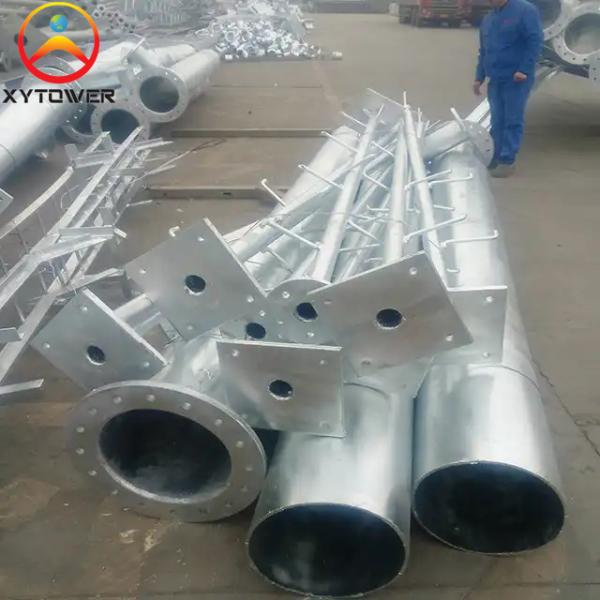 Self Supporting Hot Galvanized Steel Pipe Telecommunication Rooftop Antenna Tower