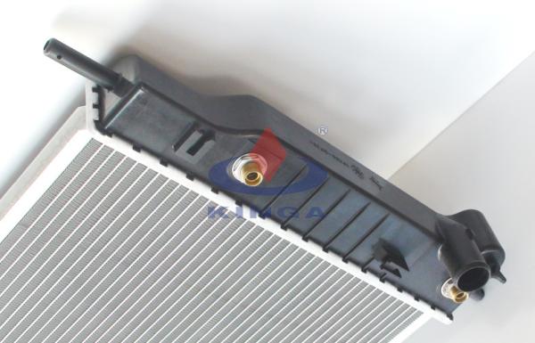 High Perfor mance Aluminnum Radiator Of Ford Super Duty MT OEM 2203 500 0303
