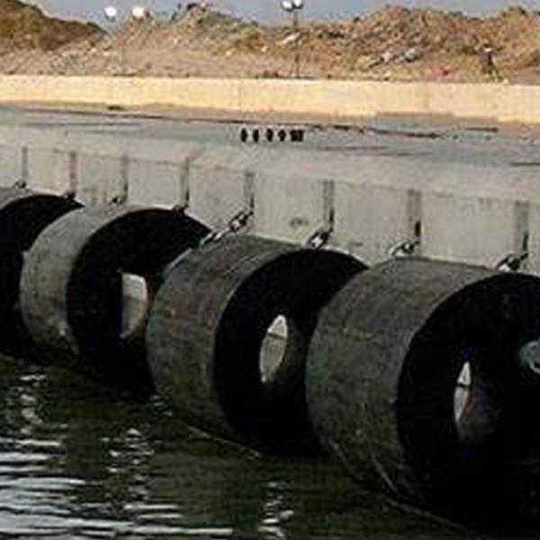 Iso UV Resistência Fenders marinhos cilíndricos Equipamento marinho Fenders de borracha marinha