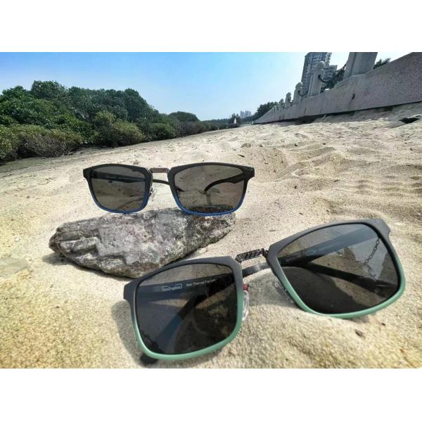 Стекла объективов высокой засохлости стойкости анти- фотохромные для Outdoors