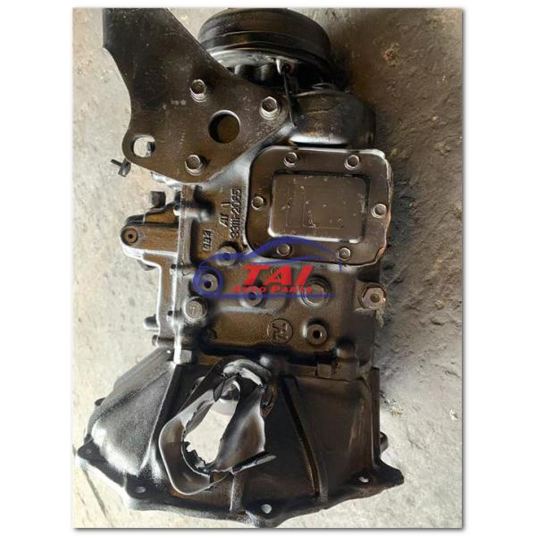 Первоначальное W04D использовало коробку передач 33121-2040 33111-2065 для тележки Hino 300