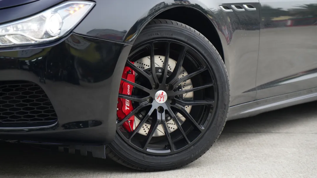 Передний большой тормозный комплект 6 поршневых калибров с 378x32 мм ротором BBK автоматическая тормозная система для Maserati Ghibli 19 дюймовый автомобильный ободок