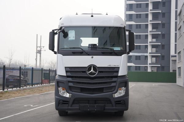 2023 Ben-z Truck Mercedes Road Tractor 30000 kg 40t 6*4 Left Hand Driving Tractor Truck Head Half a Row Seat for 2 Passengers