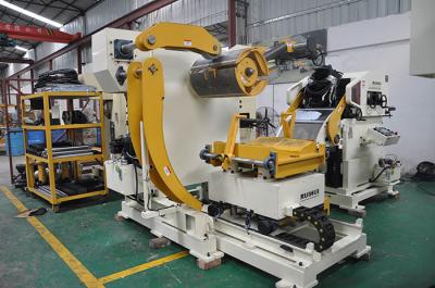 Alimentador material pesado hidráulico do perfurador do quadro que endireita a máquina que carimba a automatização