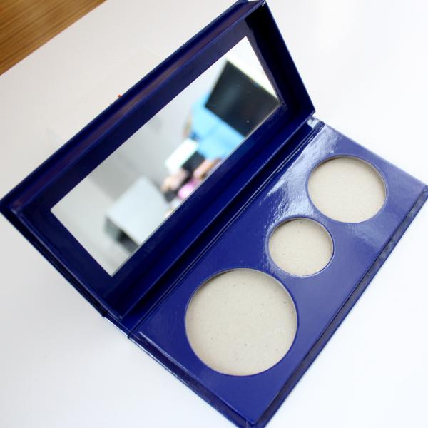 3 Pans Empty Baked Eyeshadow Palette Custom Packaging Pantone Color Printing