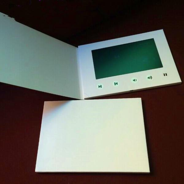7 Inch 16.7M Real Estate Video Brochure , Auto Playing Lcd Screen Card Brochure