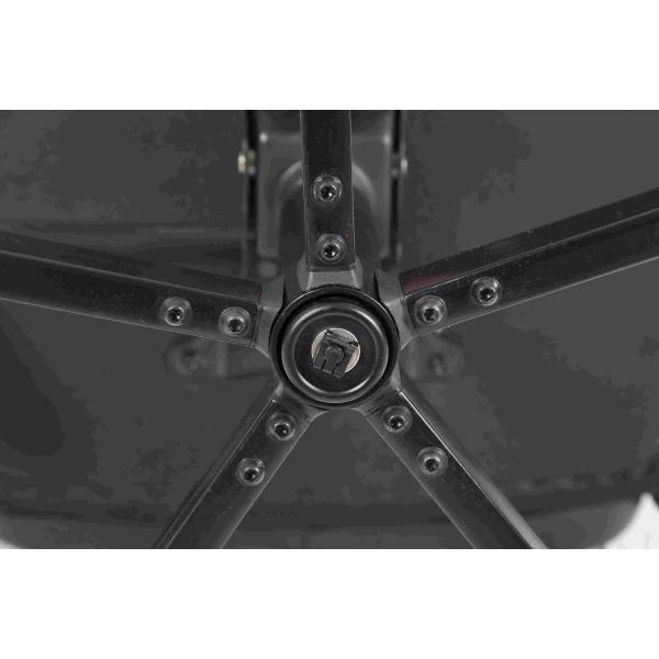 Black Leather Office Chair With Armrest Zipper , Wearable Swivel Computer Chair