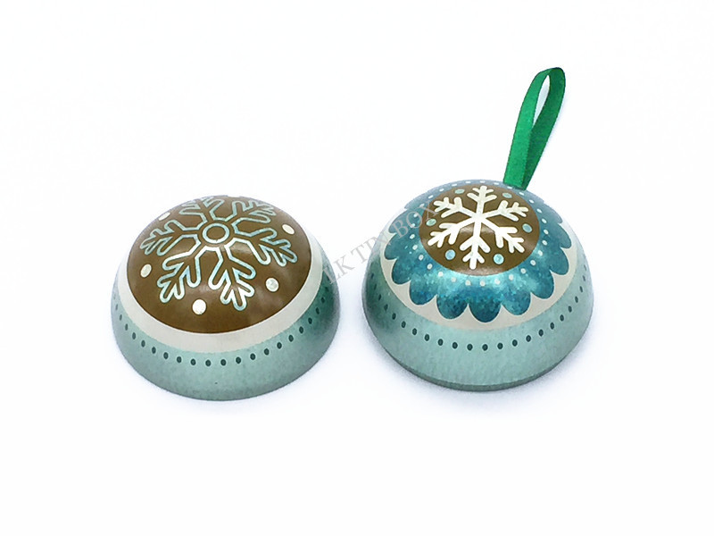 Christmas Holiday Round Metal Tin Containers Chocolate Packaging With Ribbon