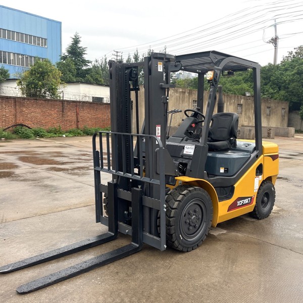 Warehouse Used Forklift 2nd Hand Material Handler Equipment