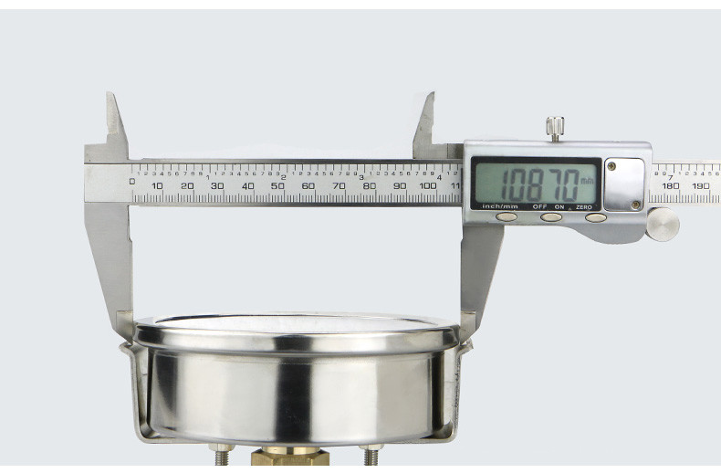 Clamp Type Design 100mm Axial Hydraulic Oil Pressure Gauge for Precise Measurements