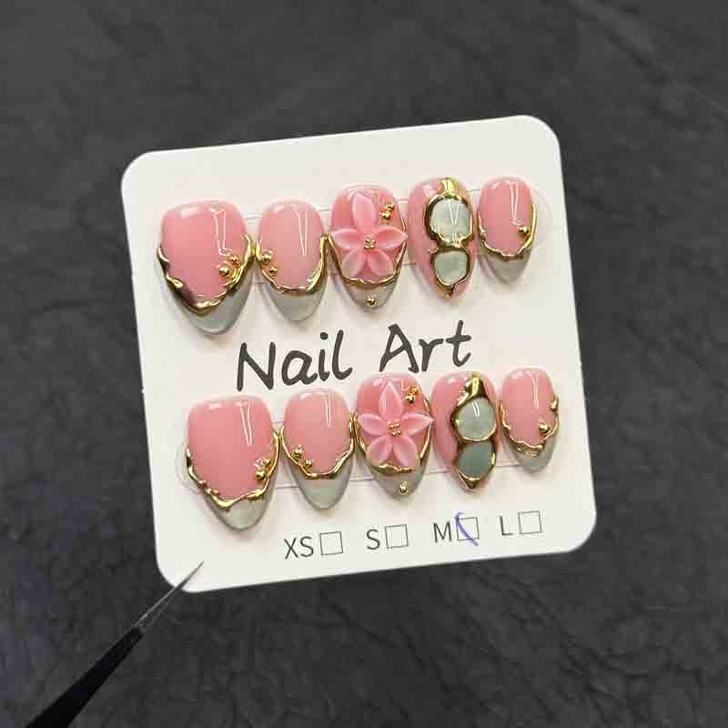 Reusable Gentle Nail Art Handmade Fake Nails Almond 3D Flower Gold Frame Design