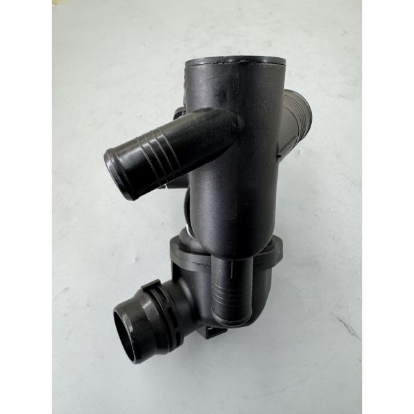High-quality thermostat assembly LR105975 LR073694 JDE40346 suitable for diesel 2.0T cooling system accessories engine coolant thermostat LD13668