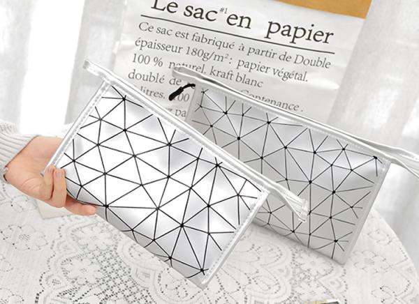 Custom logo portable large capacity simple waterproof travel toiletries storage bag