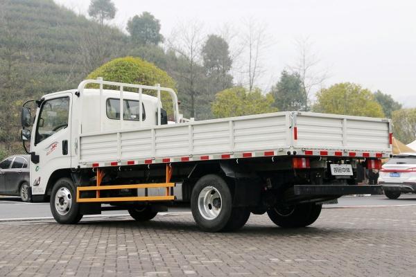 JMC Cargo Truck With Euro 3 Engine Good Price For Sale