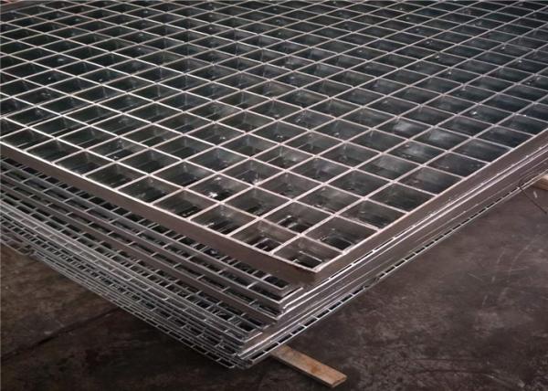 Hot Dipped Galvanized Stair Nosing Grating Outdoor Staircase Steel Bar Grating For Trench Cover Drain Grate Floor Grate