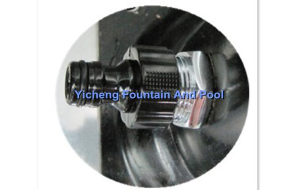 Black Swimming Pool Accessories , 23 Liter PVC / Aluminium Straight Solar Showers