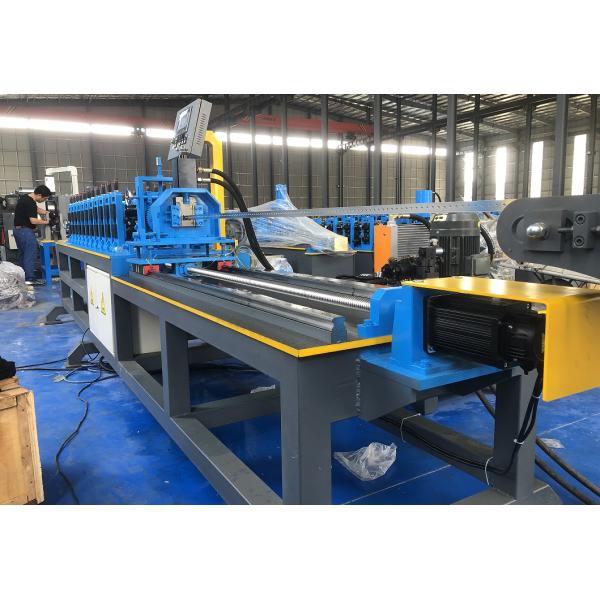 L'acier galvanisé résistant de faible puissance a rainé l'angle formant des stations de la machine 12