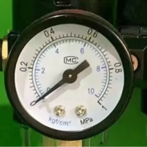 New Assesmbly Diesel Fuel Air Gas Pressure Compressor Glass Bottle Adjuster Processor