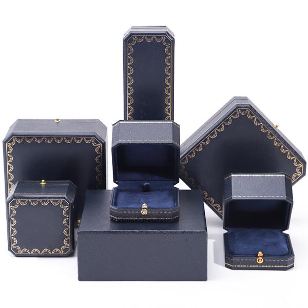 Emballage de bijoux personnalisé En carton de papier carré bleu fait à la main pour la boîte à bagues en plastique de luxe