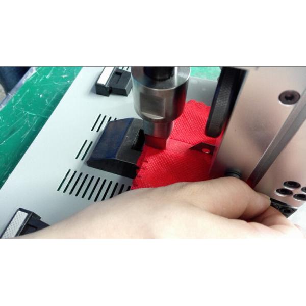 Industrial Ultrasonic Cutting Machine 40 Khz With Frequency Tuning Method