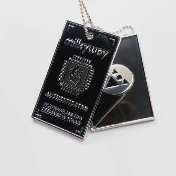 Zinc Alloy Metal Hang Tag Electroplating Chrome Custom Hang Tags Corrosion Resistant