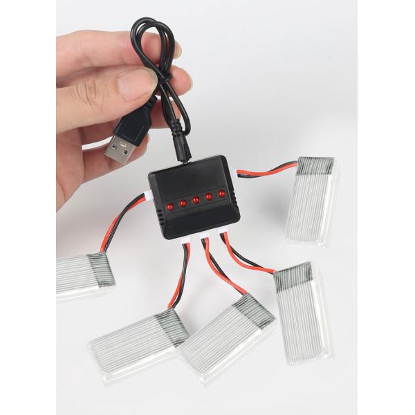 3.7V Cadeaux Chargeur de batterie au lithium ODM Jouets Énergie solaire 500MA Caravane sortie CC