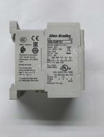 100-K09*01 contactor en miniatura 9 AMP 3 Poles IEC, con una bobina de corriente alterna