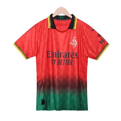 Futuristic Sense Version du joueur Jersey Gradient Rouge pour AC Milan 2025-2026 Saison quatrième à l'extérieur