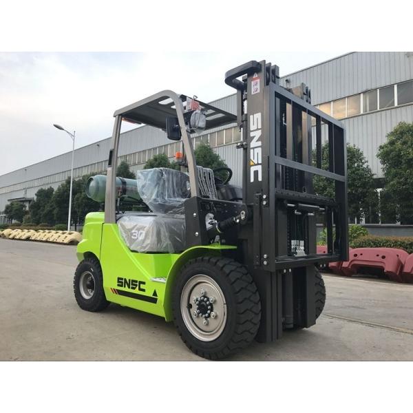 500 мм грузовик на СПГ с двигателем Nissan и регулируемым расположением кабины