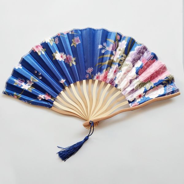 [I AM YOUR FANS]Hand-made Bamboo Wedding Favor 21cm Silk Folding Fan With Elegant Fabric Bag